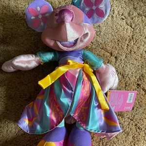Disney "It's a small world" Minnie Mouse plush